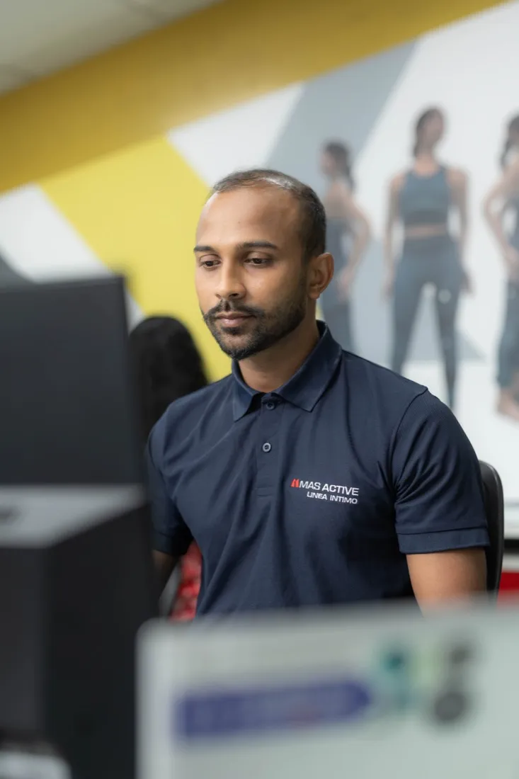 A MAS Active team member at work